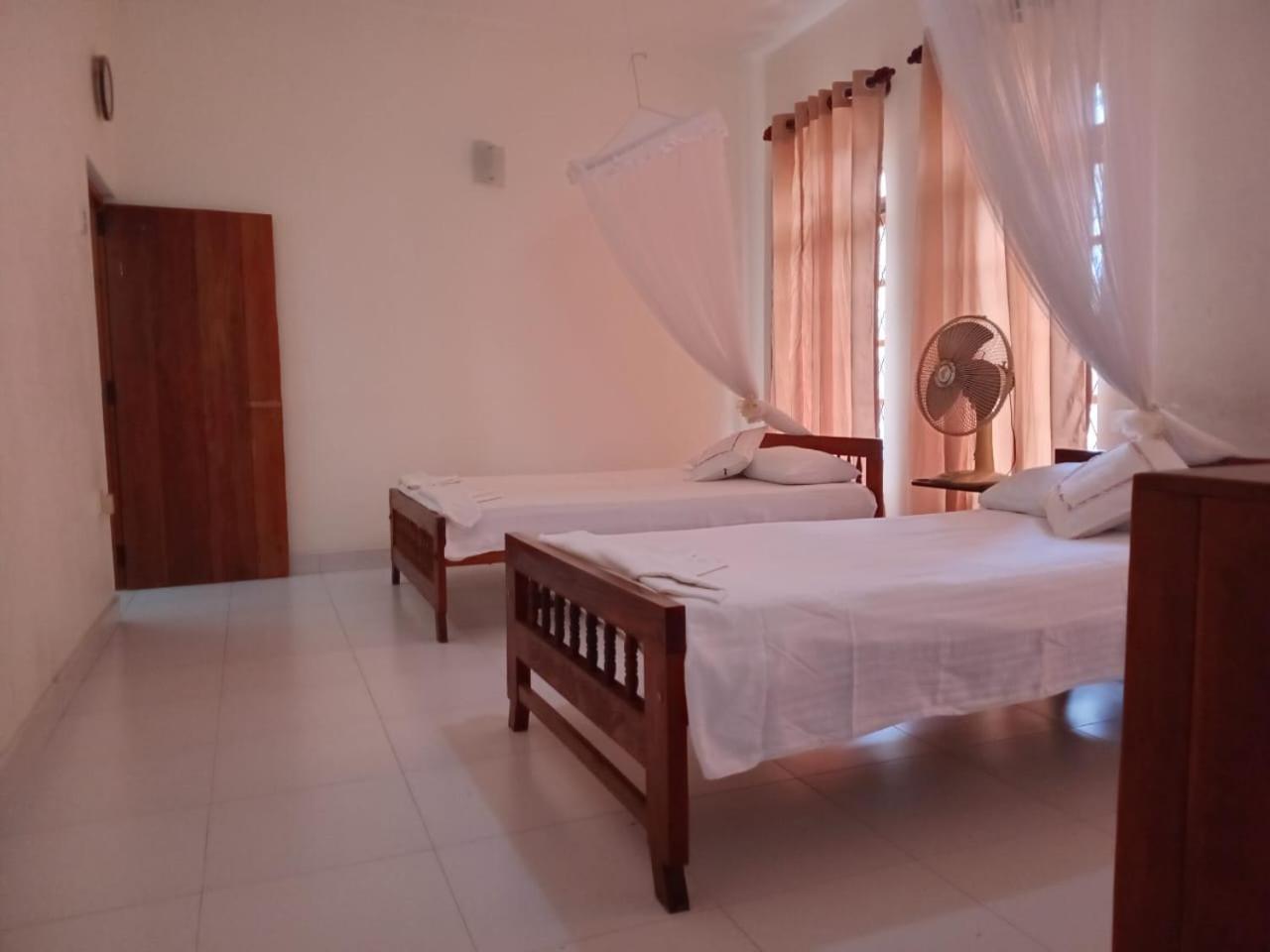 Ajanthas' Homestay Kandy Exterior foto